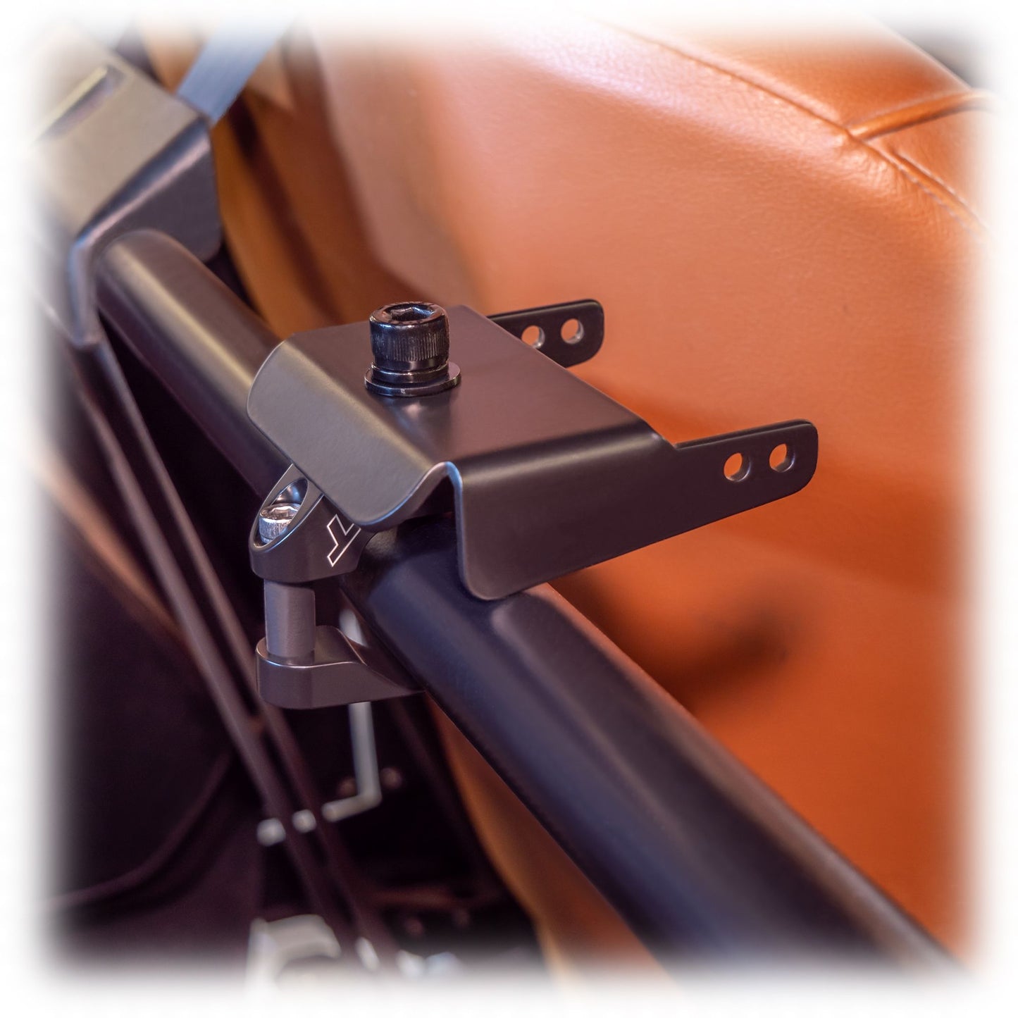 DRT Motorsports Air Pumper Bracket for Rugged Radios (Mac Air Series) 1.500" Clamp