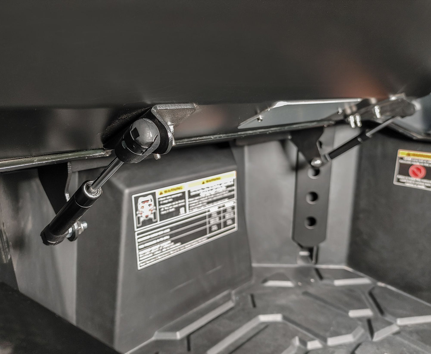 DRT Motorsports Polaris Trunk Enclosure Gas Strut Lift Kit (for: RZRPROTE1/RZRPROTE2/20005TE03101)