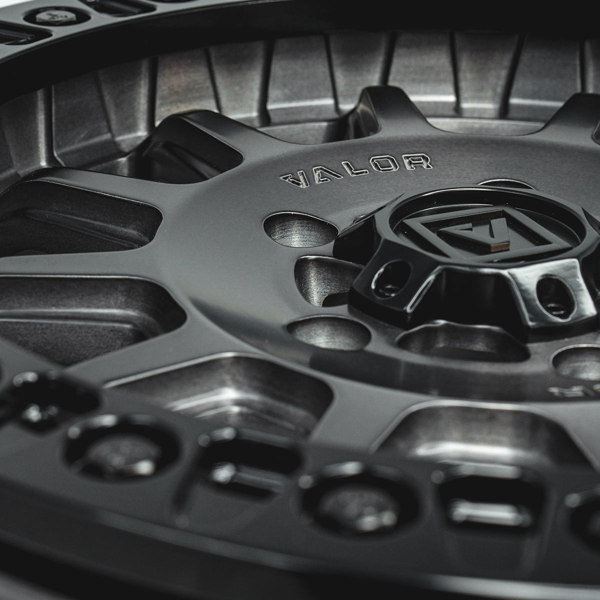 V09 Brushed Charcoal UTV Beadlock - Valor Offroad