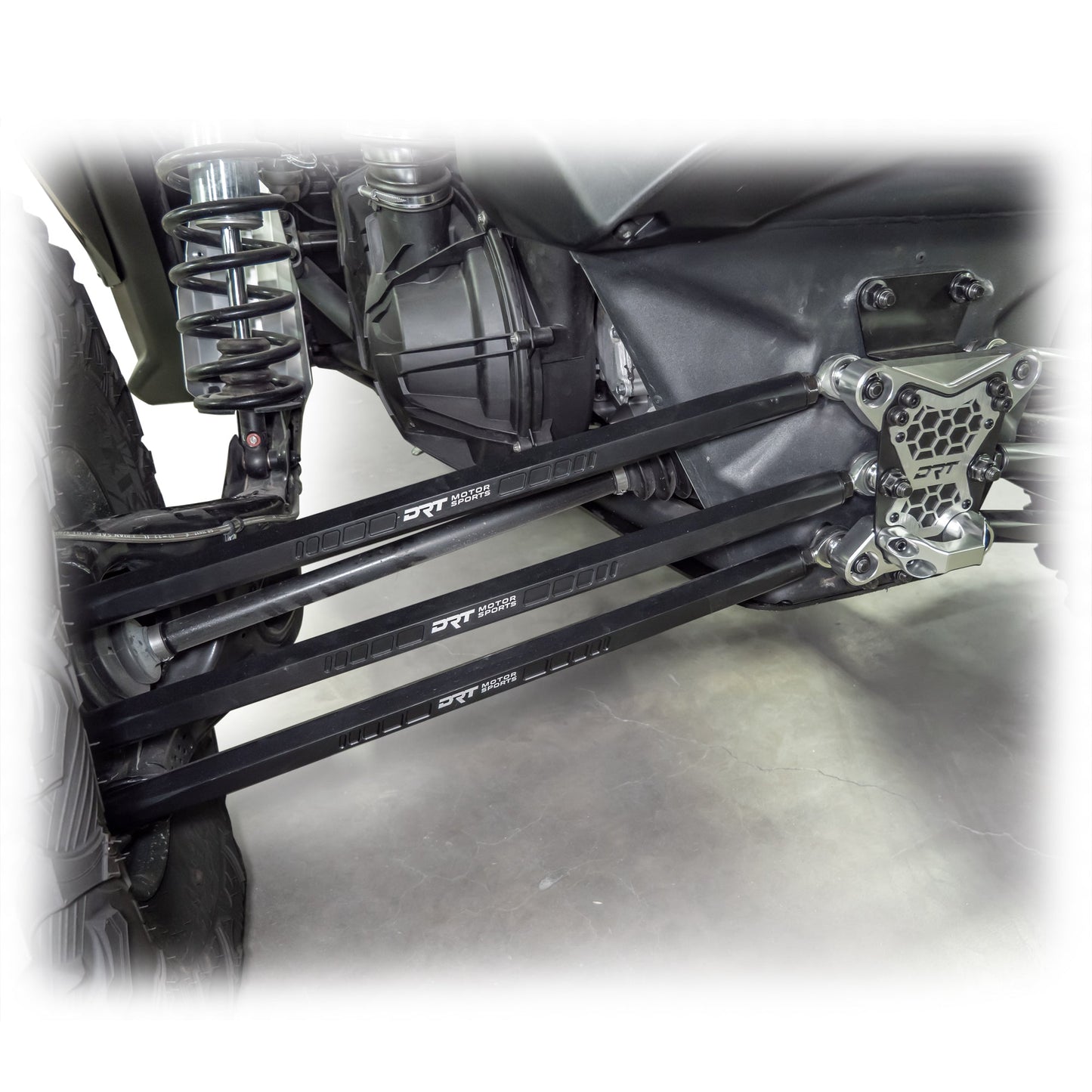DRT Can-Am Maverick X3 2017+ Billet Aluminum 3-PC Radius Rod Plate Kit Left Wheel Rods close up
