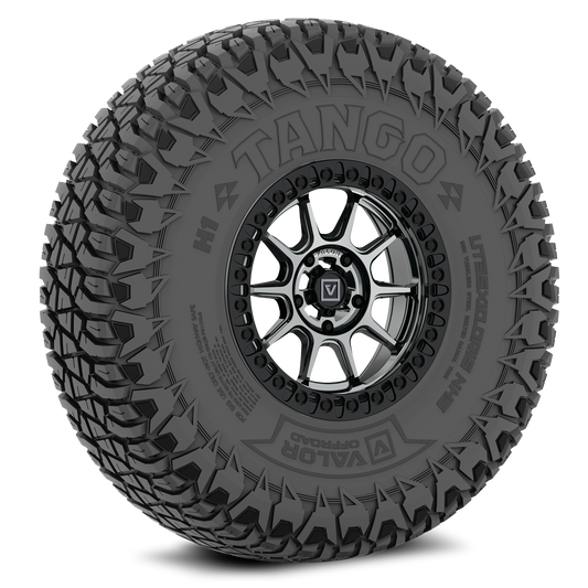 Tango on 15x7 V18 HB UTV Wheel and Tire Kit - Valor Offroad