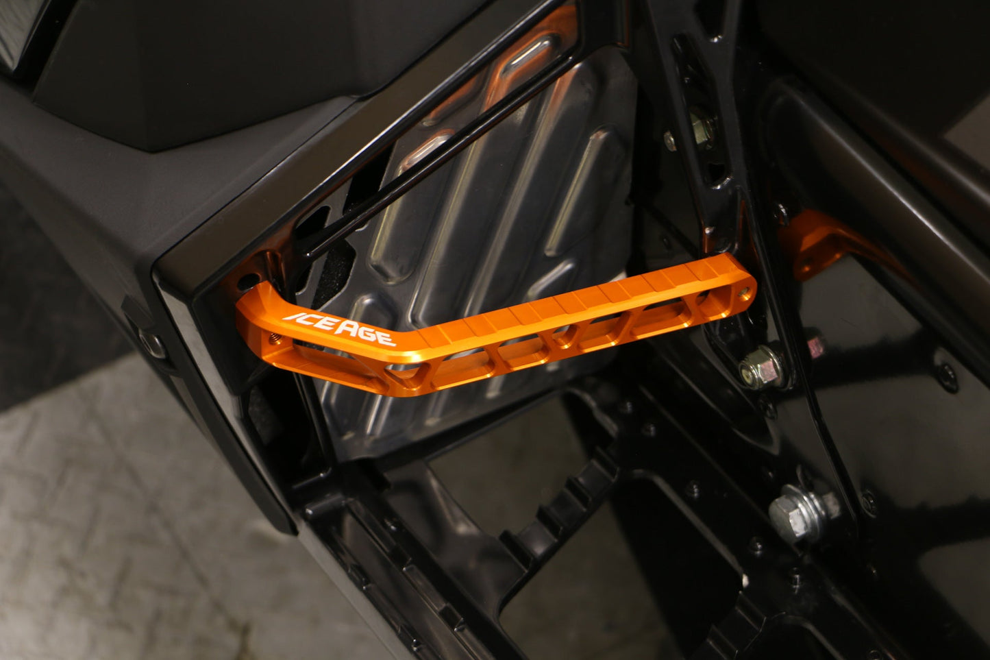 Billet Toe Hooks - for Polaris Matryx