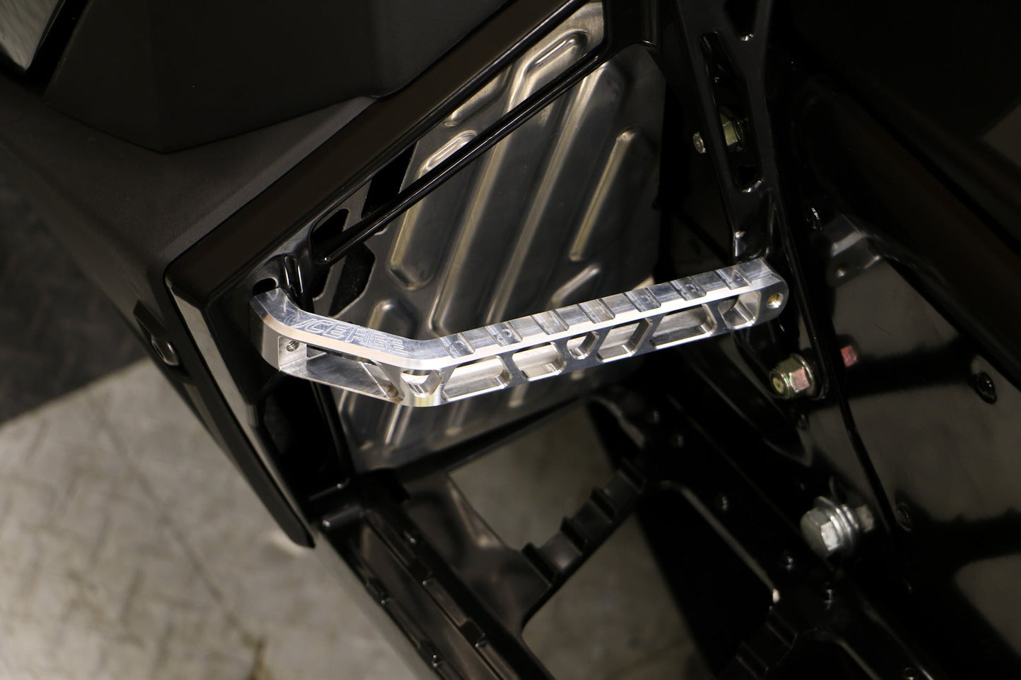 Billet Toe Hooks - for Polaris Matryx